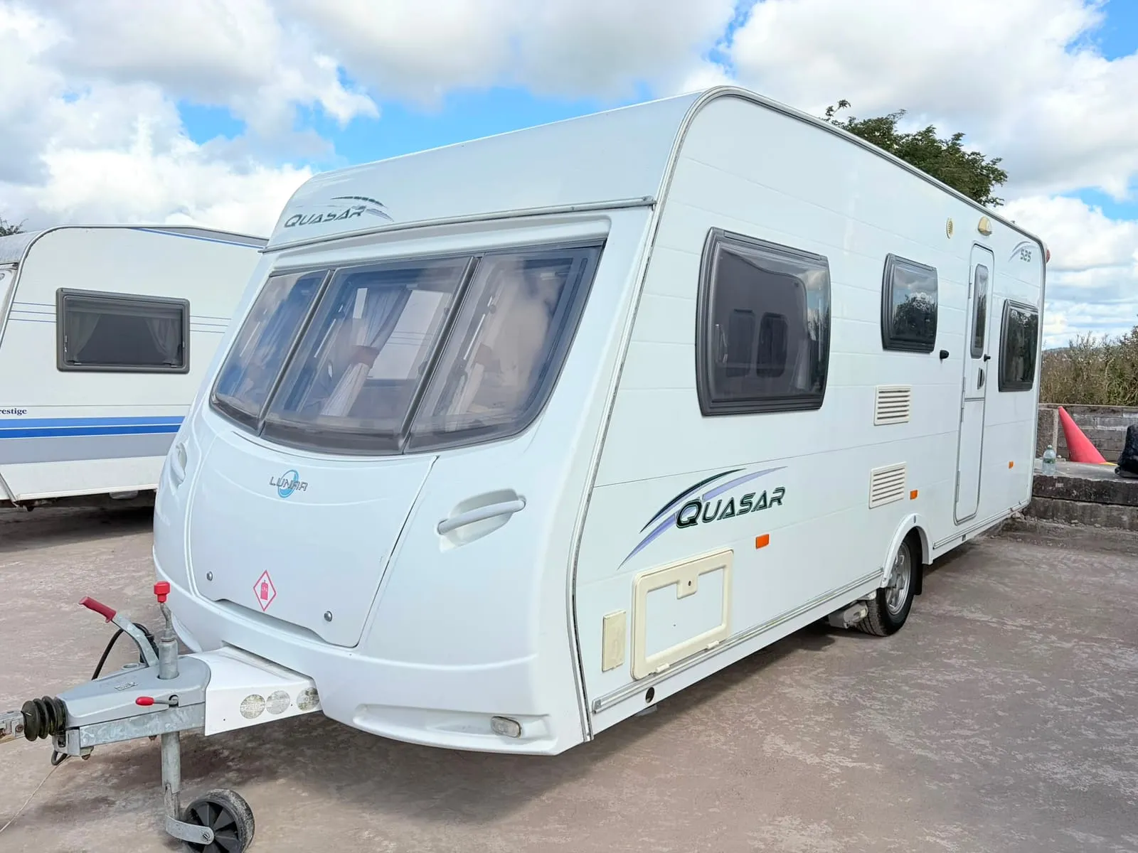 Lunar Quasar 525 used touring caravan, 5 berth, available